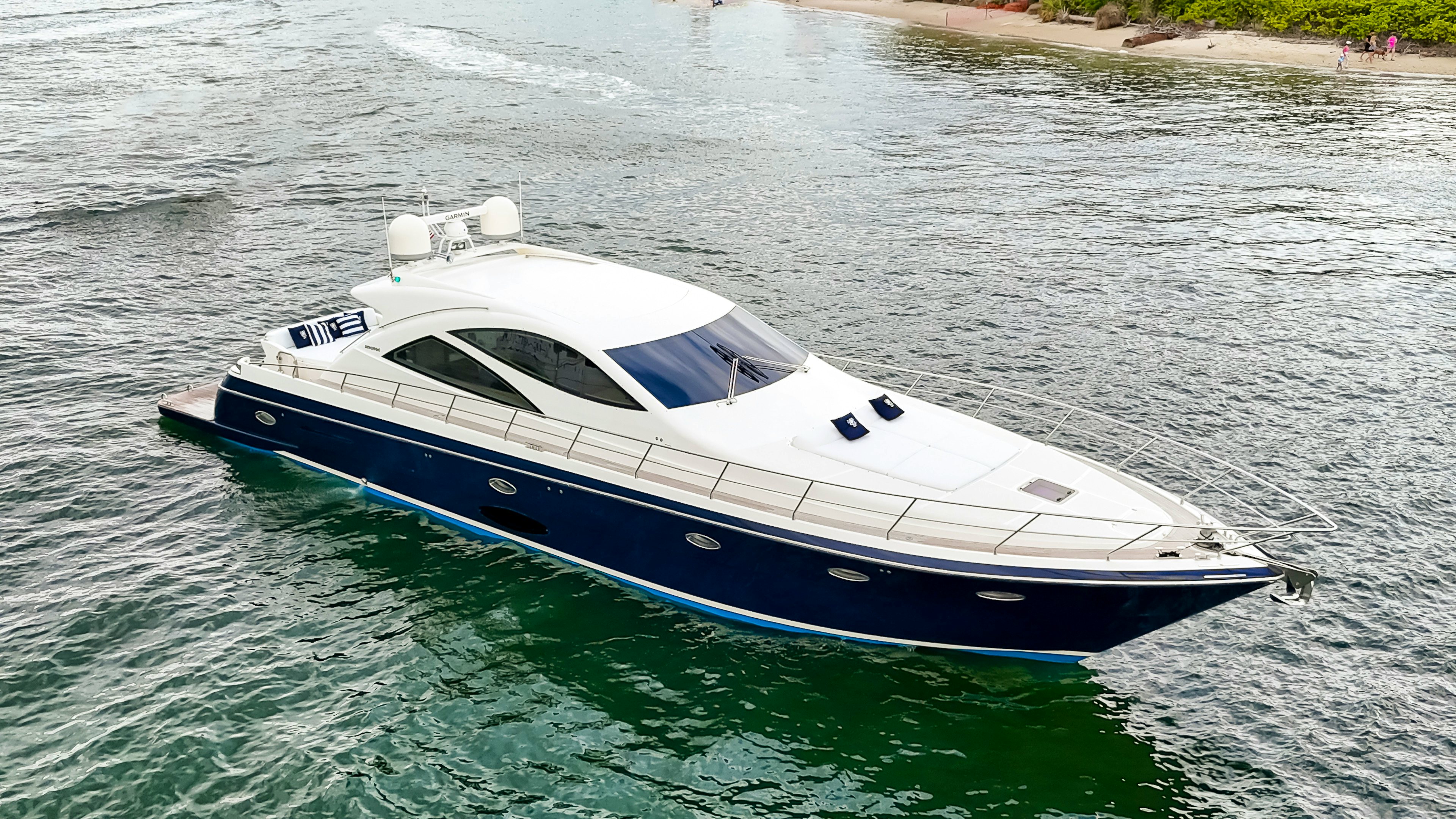 Equinox - 68ft Uniesse 2009