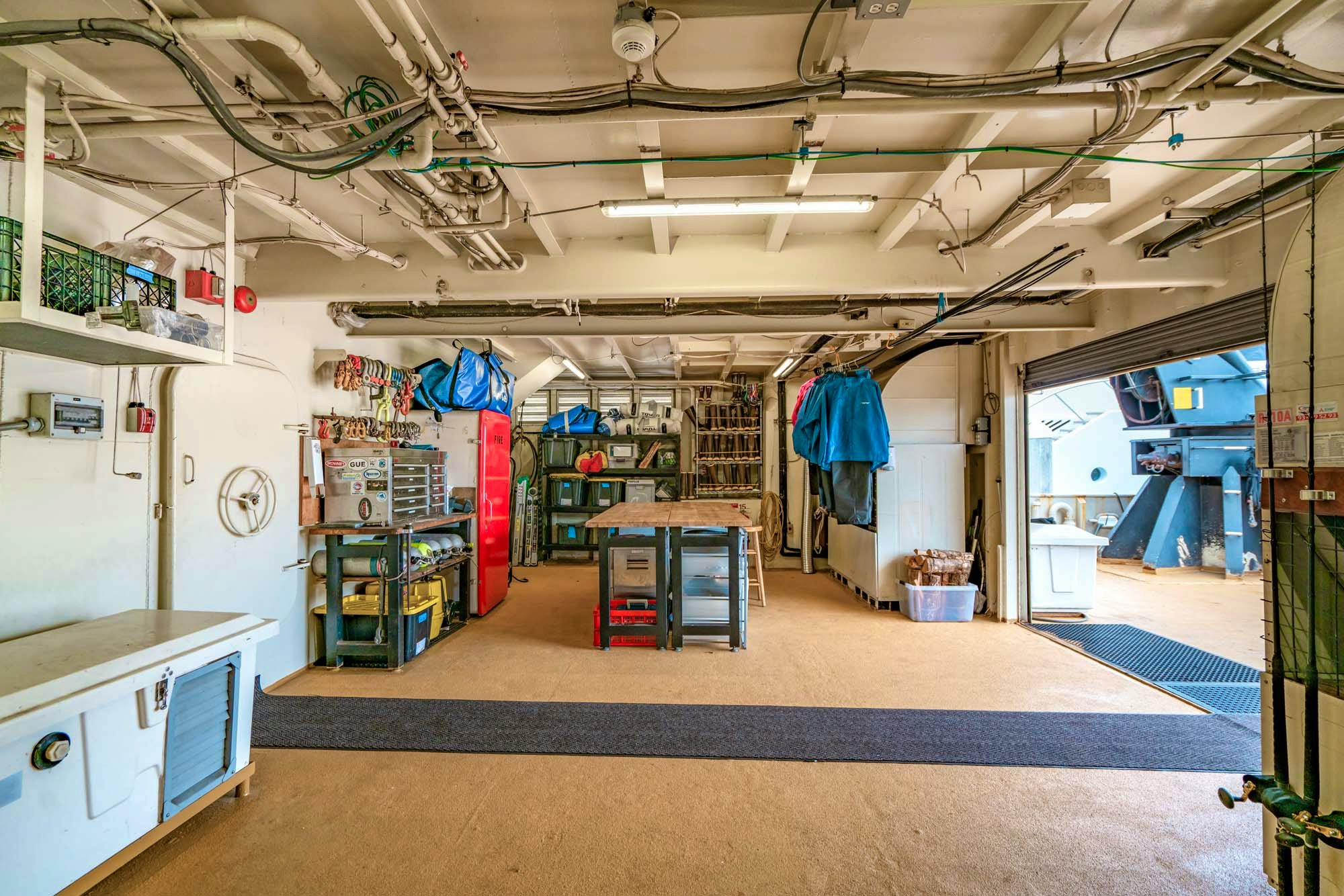 Pacific Provider - 157ft Blount Marine 1978/2015