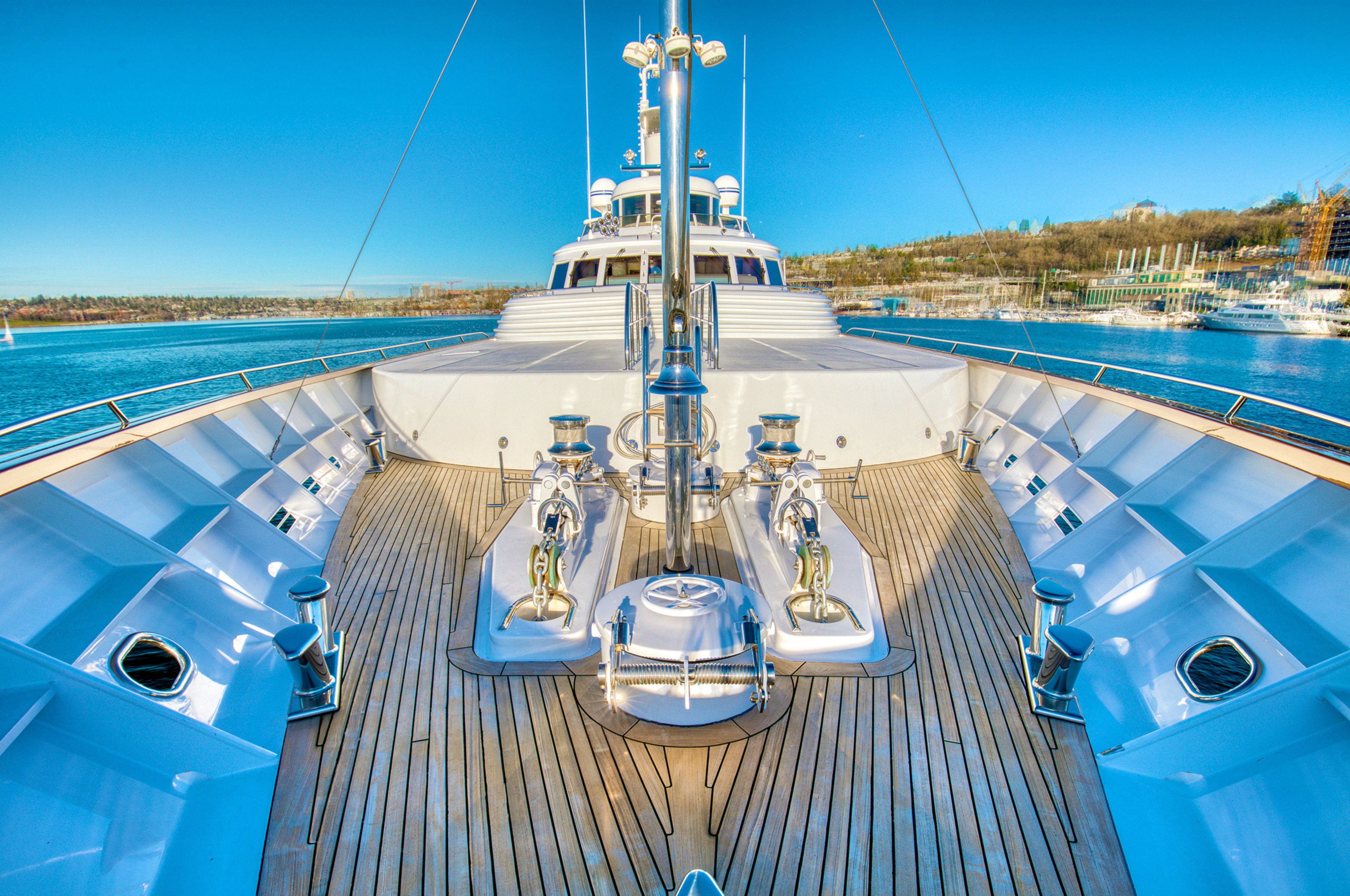 Ice Bear - 171ft Feadship 1988