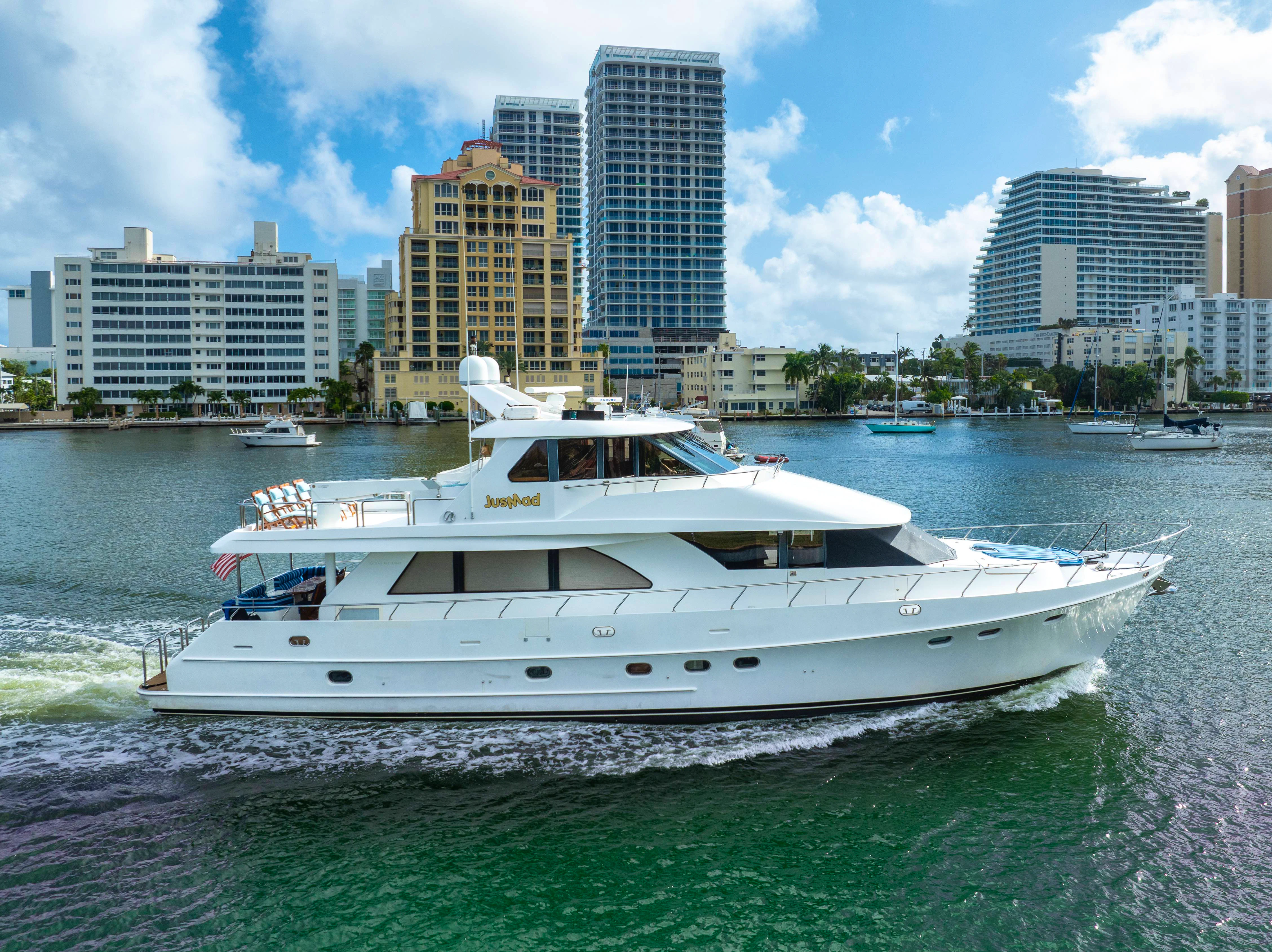 80ft Ocean Alexander 2005/2023 “JUSMAD”