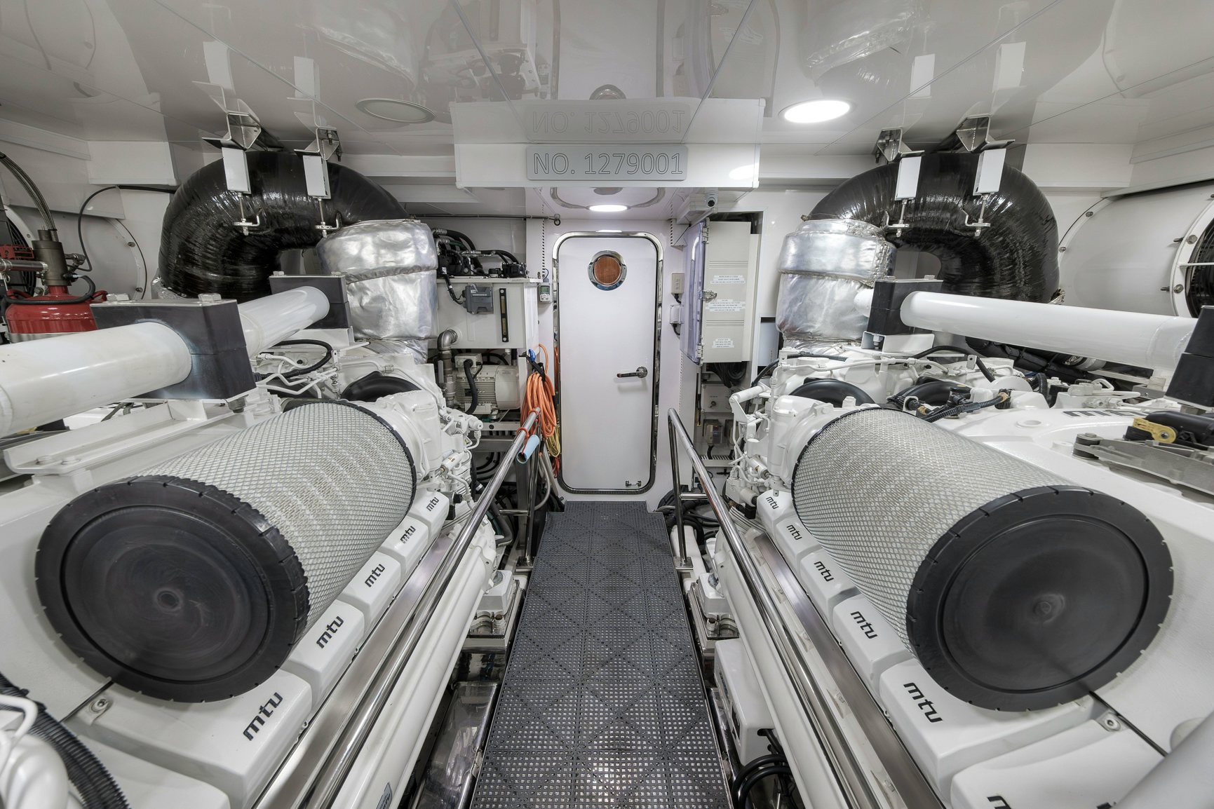 Live Mas - 85ft Ocean Alexander 2017/2023